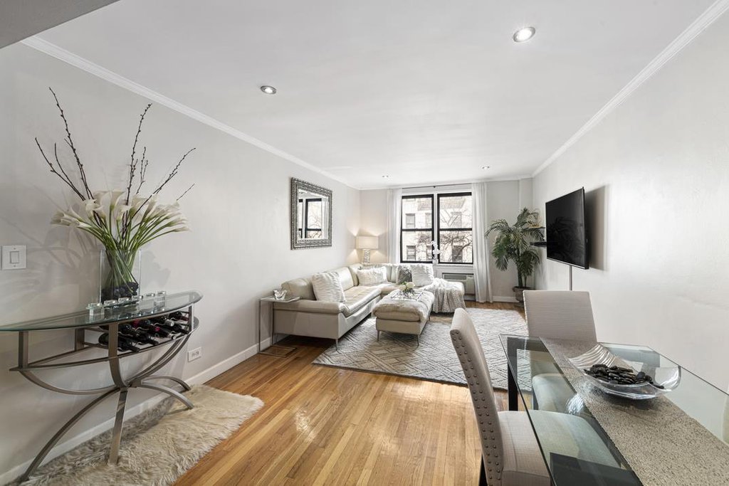 330 East 70th Street, Unit 2H