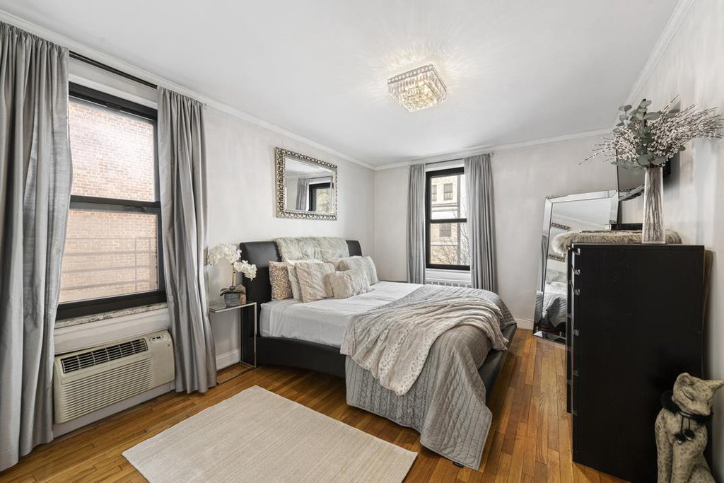 330 East 70th Street, Unit 2H photo 7
