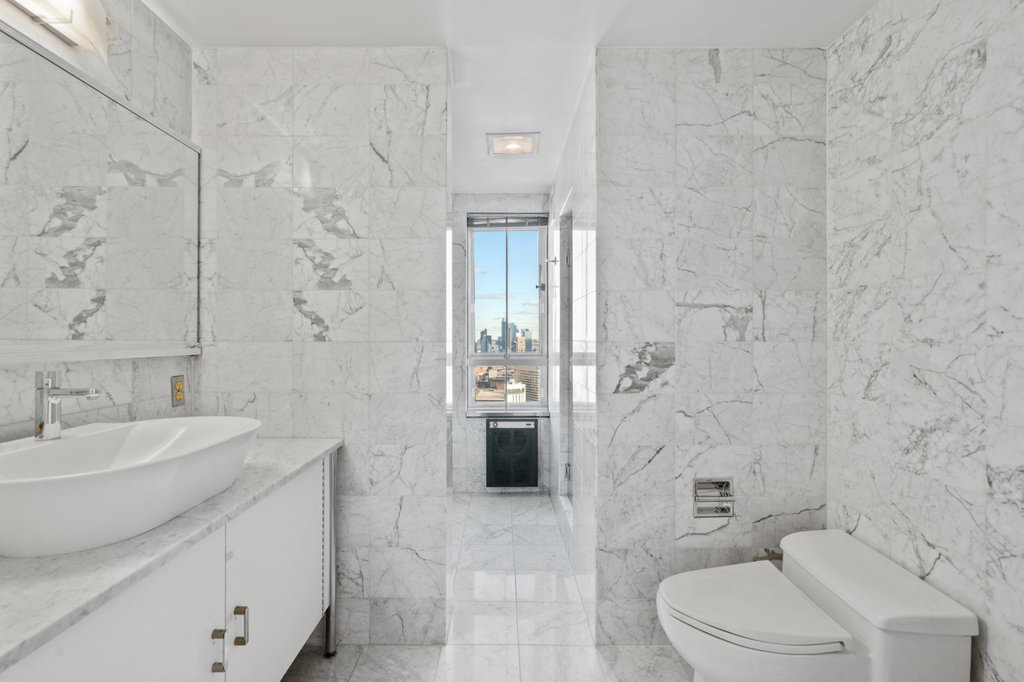 425 East 58th Street, Unit 36H photo 11