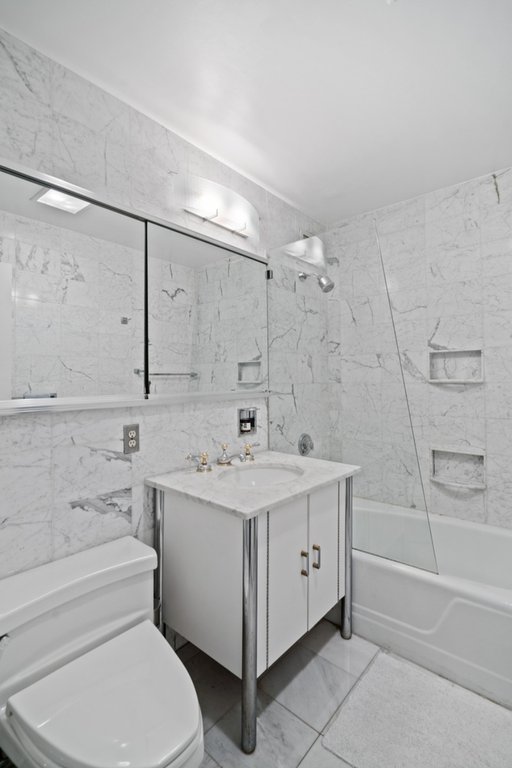 425 East 58th Street, Unit 36H photo 15
