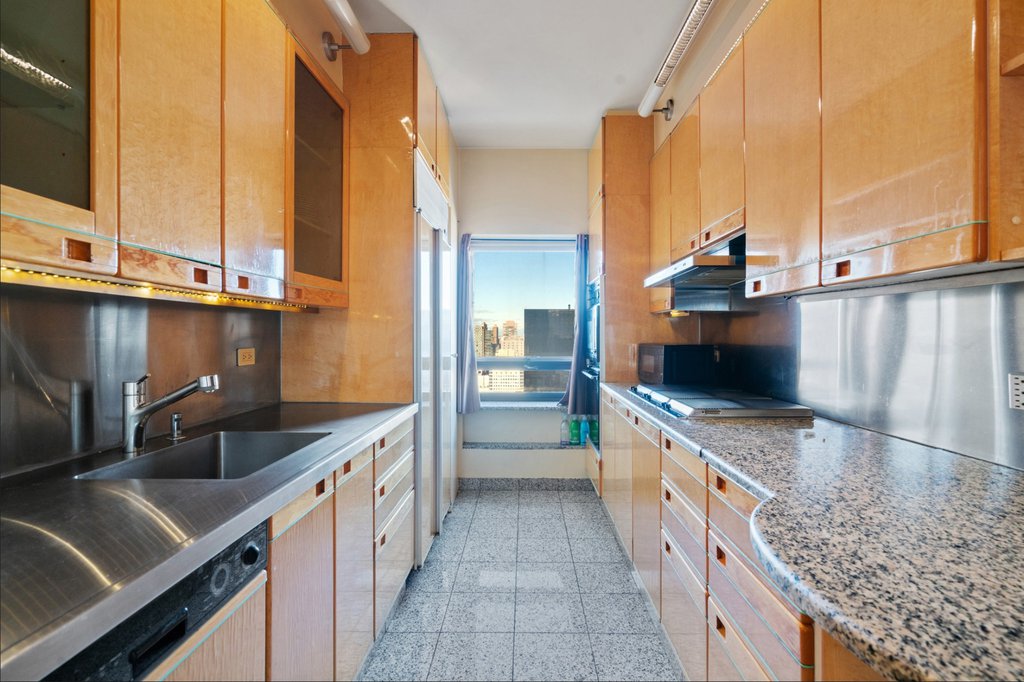425 East 58th Street, Unit 36H photo 17