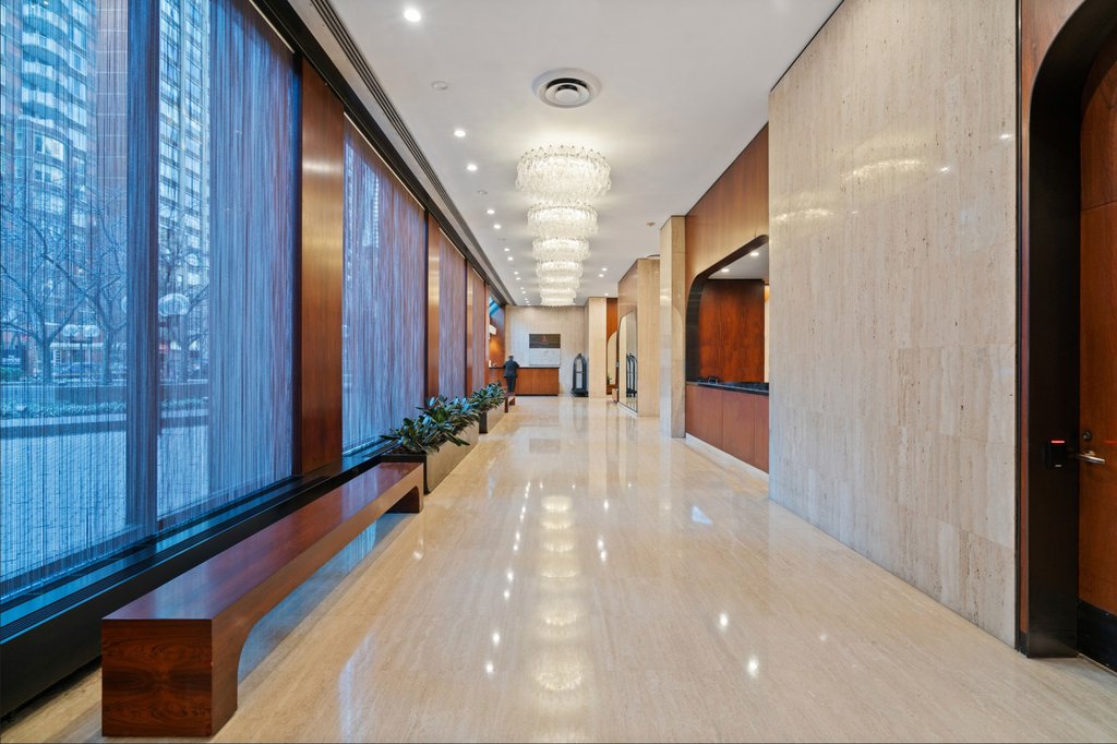 425 East 58th Street, Unit 36H photo 20