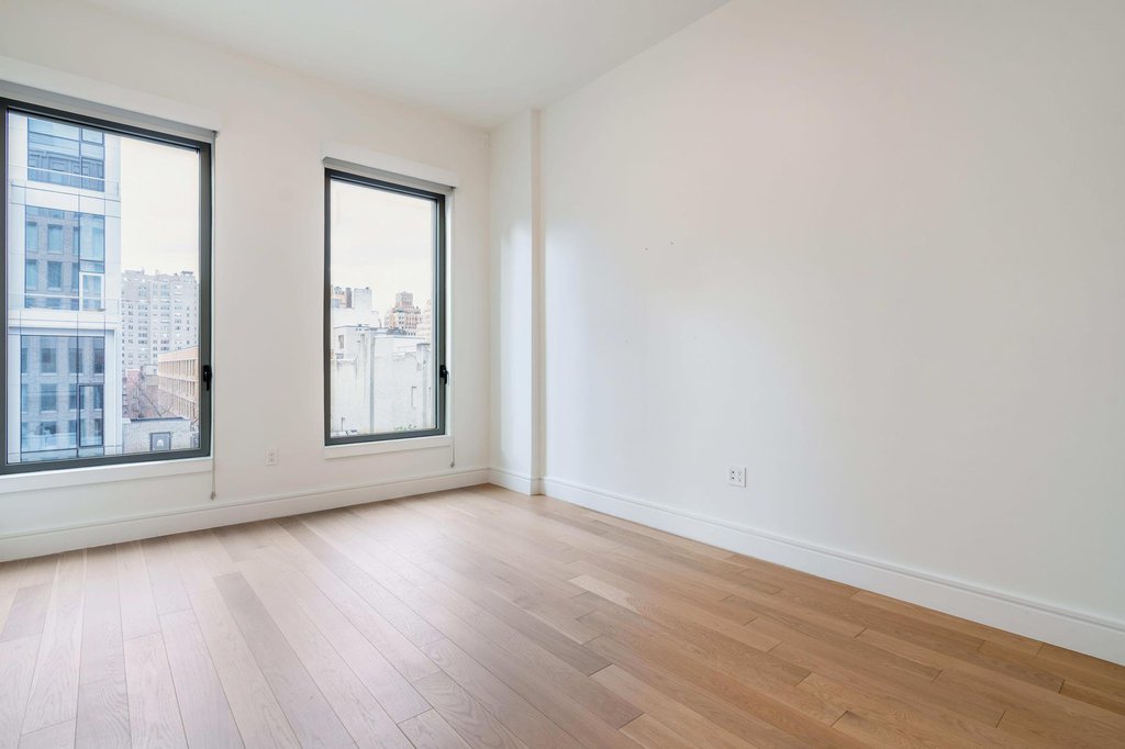 540 Sixth Avenue, Unit 7A photo 6