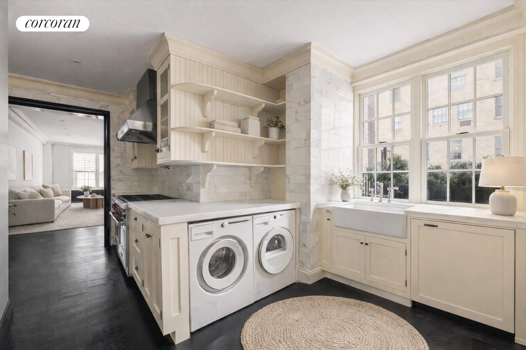 50 East 72nd Street, Unit 10C photo 3