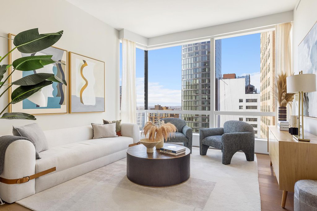 77 Greenwich Street, Unit 38C