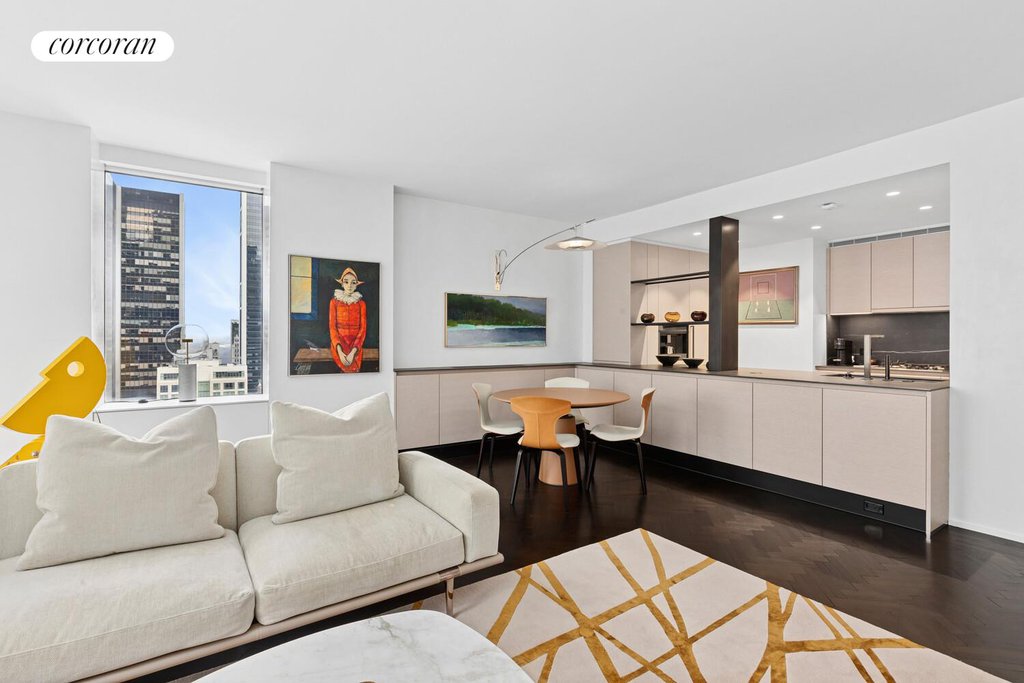 15 West 53rd Street, Unit 20E