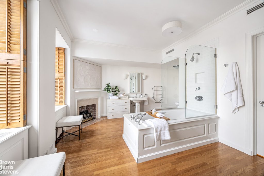 1 Beekman Place, Unit 7/8A photo 11