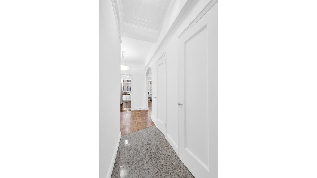 25 Central Park West, Unit 4W photo 6