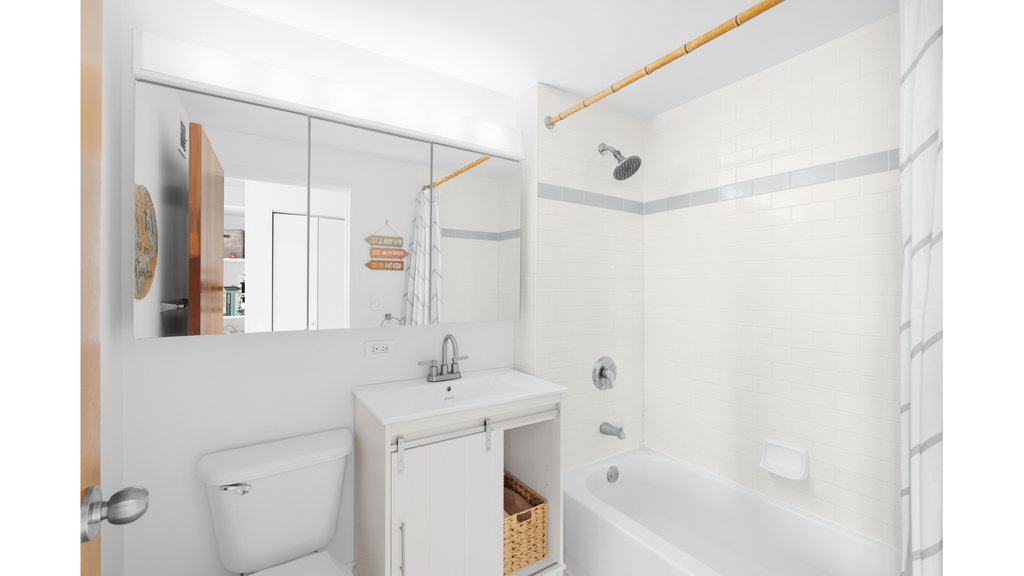 520 West 23rd Street, Unit 14A photo 6