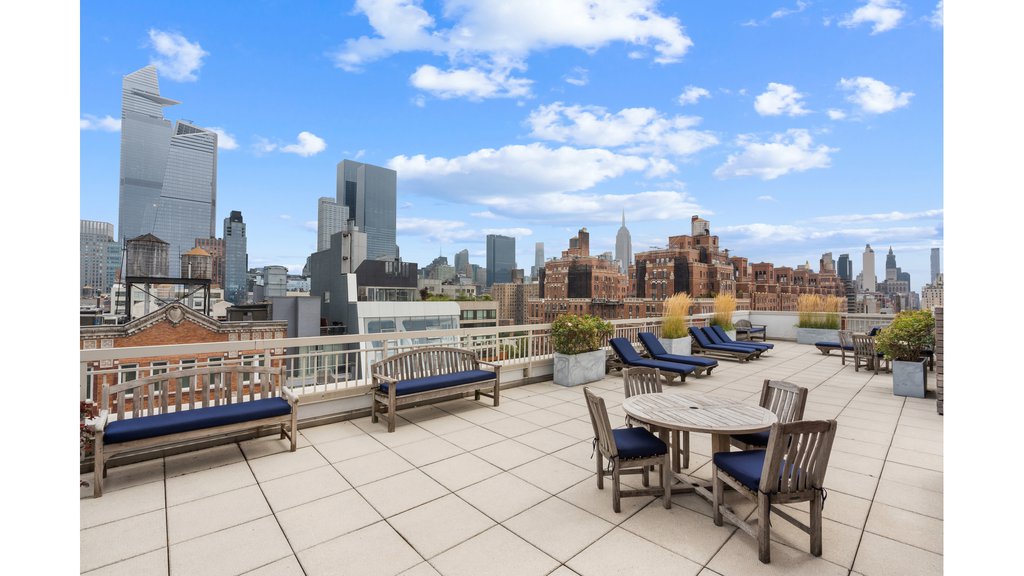 520 West 23rd Street, Unit 14A photo 7