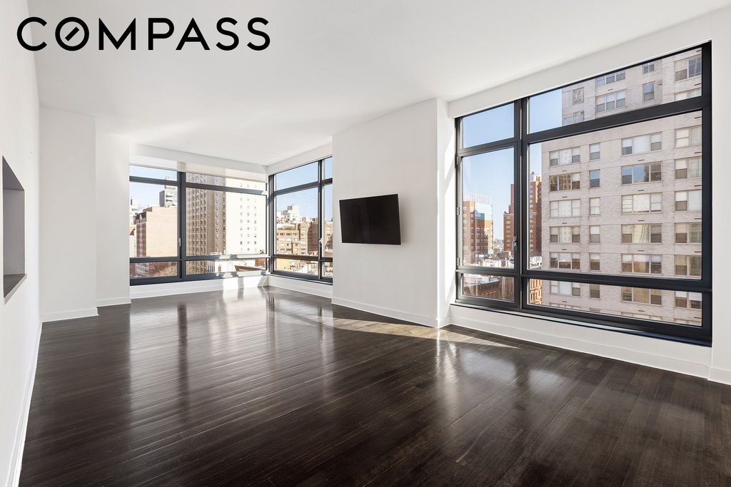 450 East 83rd Street, Unit 8B photo 2