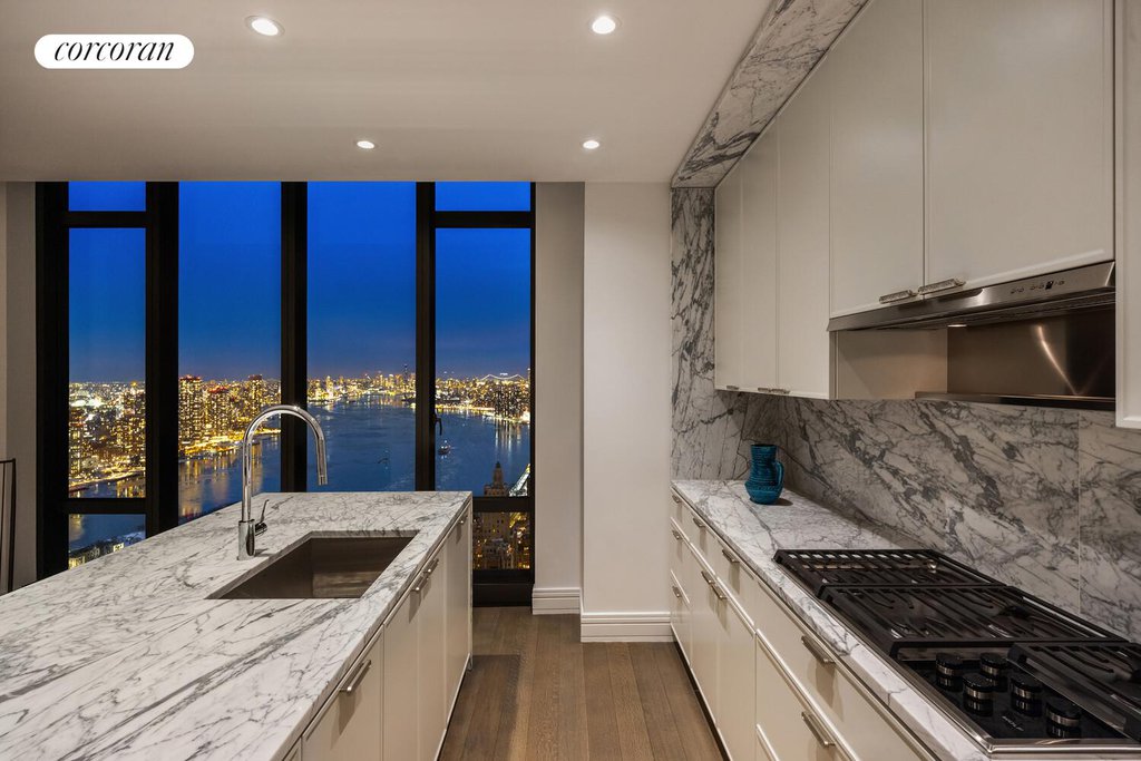 430 East 58th Street, Unit 65A photo 12