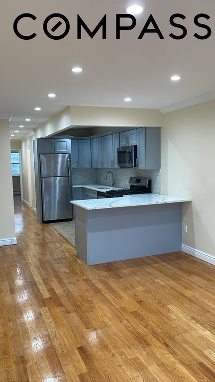 71-01 Cooper Avenue, Unit 3FAM photo 4