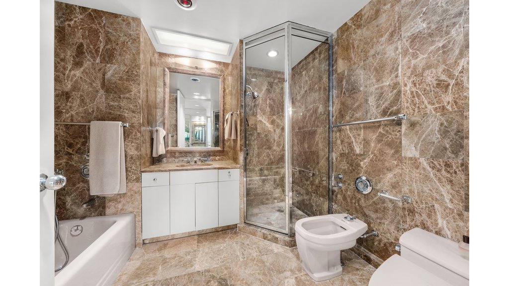 641 Fifth Avenue, Unit 35A photo 5