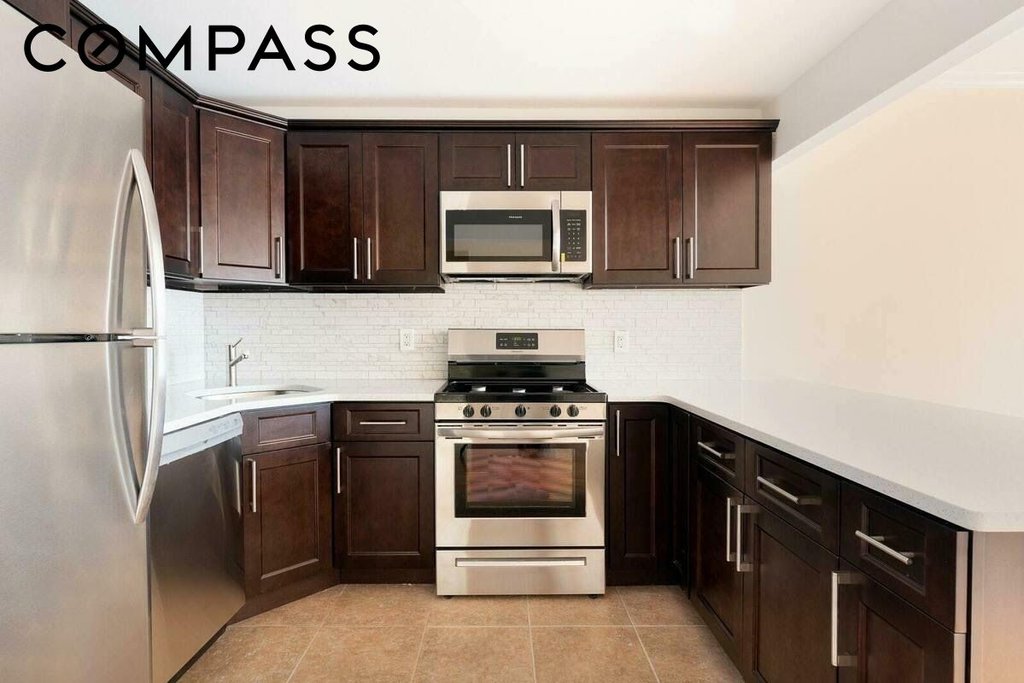 71-03 Cooper Avenue, Unit 3FAM