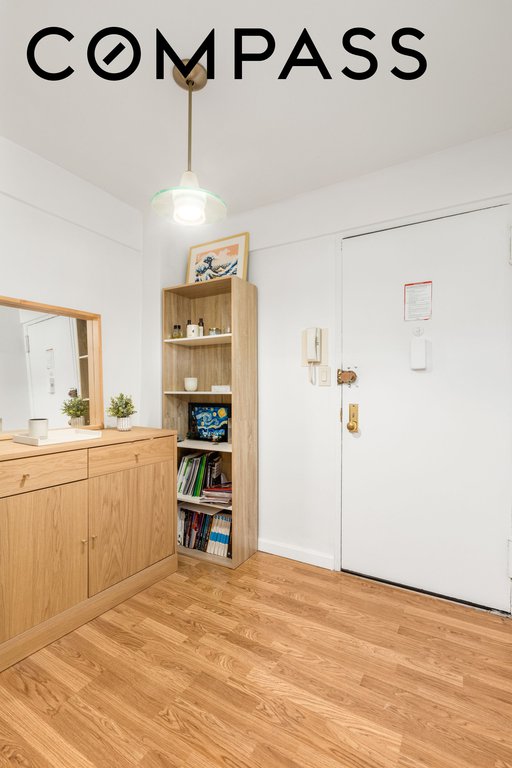 401 East 65th Street, Unit 2J photo 4