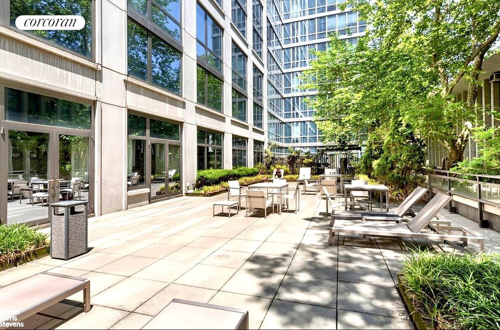 200 West End Avenue, Unit 12M photo 8
