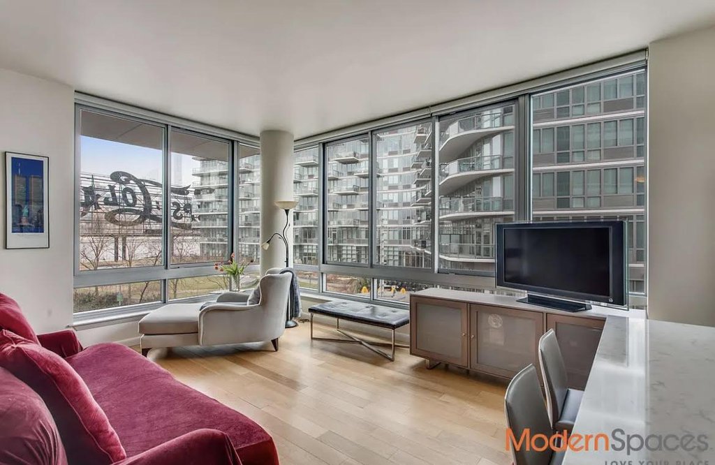 46-30 Center Boulevard, Unit 203