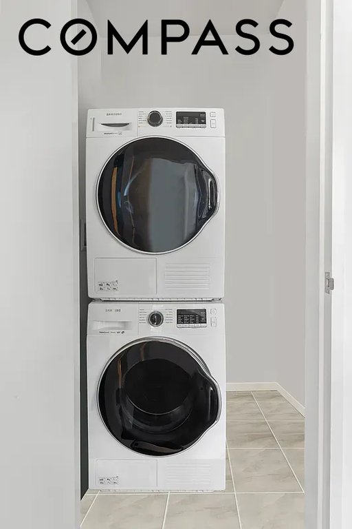 300 East 23rd Street, Unit 5B photo 9