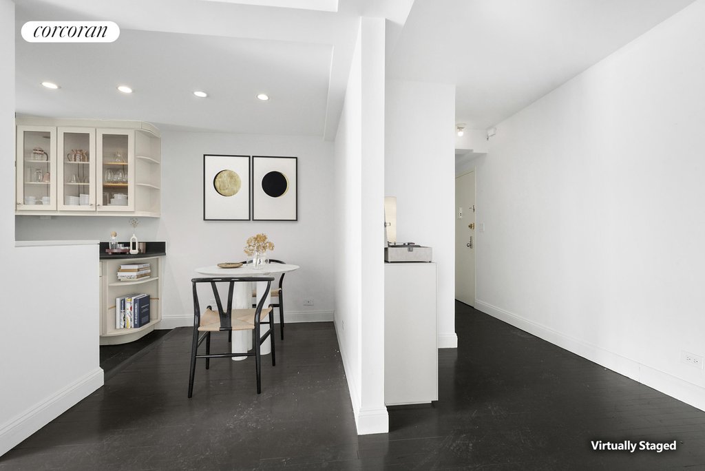 11 Fifth Avenue, Unit 3U photo 2
