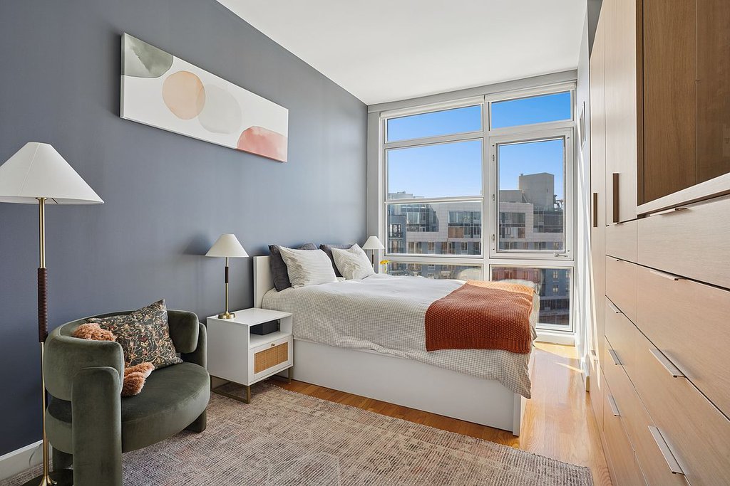 11-24 31st Avenue, Unit 6C photo 6