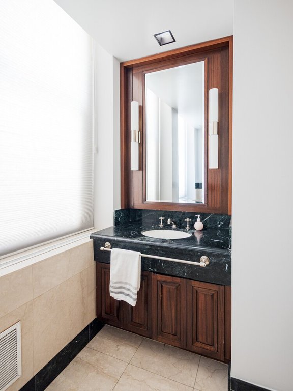55 Wall Street, Unit 713 photo 6