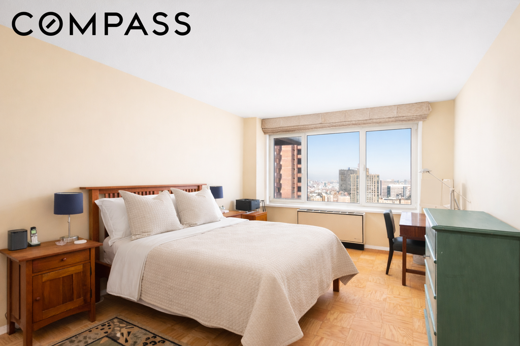 50 East 89th Street, Unit 31C photo 8