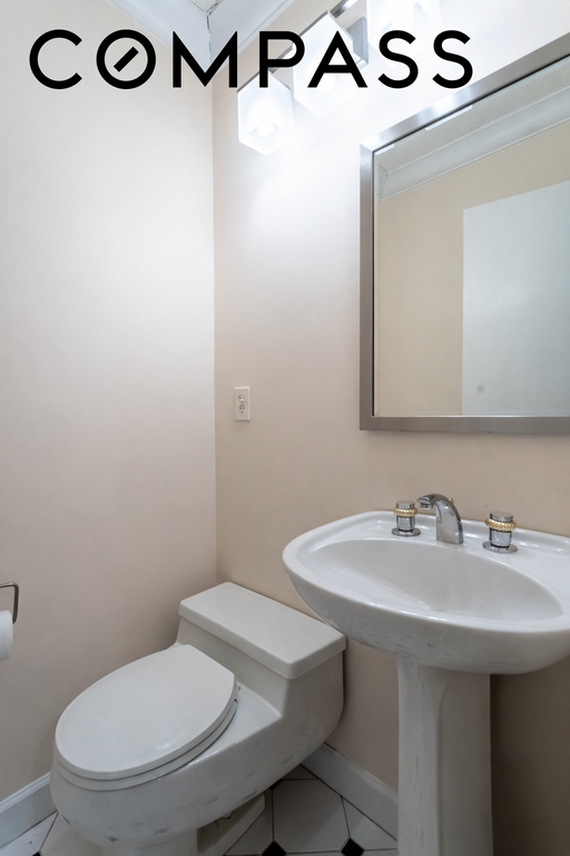 50 East 89th Street, Unit 31C photo 13