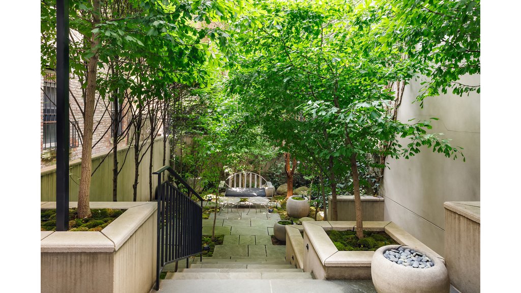 22 East 94th Street – For Sale photo 5