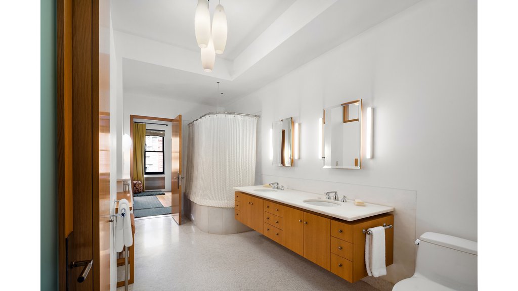 22 East 94th Street – For Sale photo 14