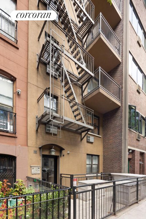447 West 47th Street, Unit 447W47