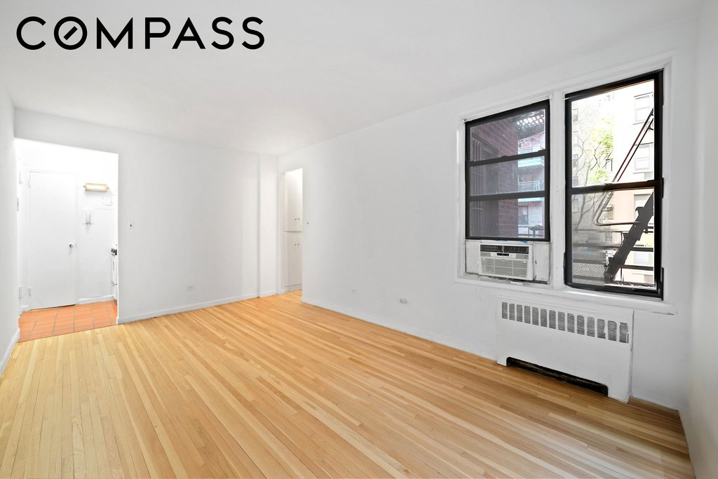 60 East 9th Street, Unit 235 photo 4