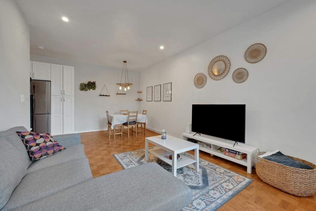 2390 Palisade Avenue, Unit 1G photo 4