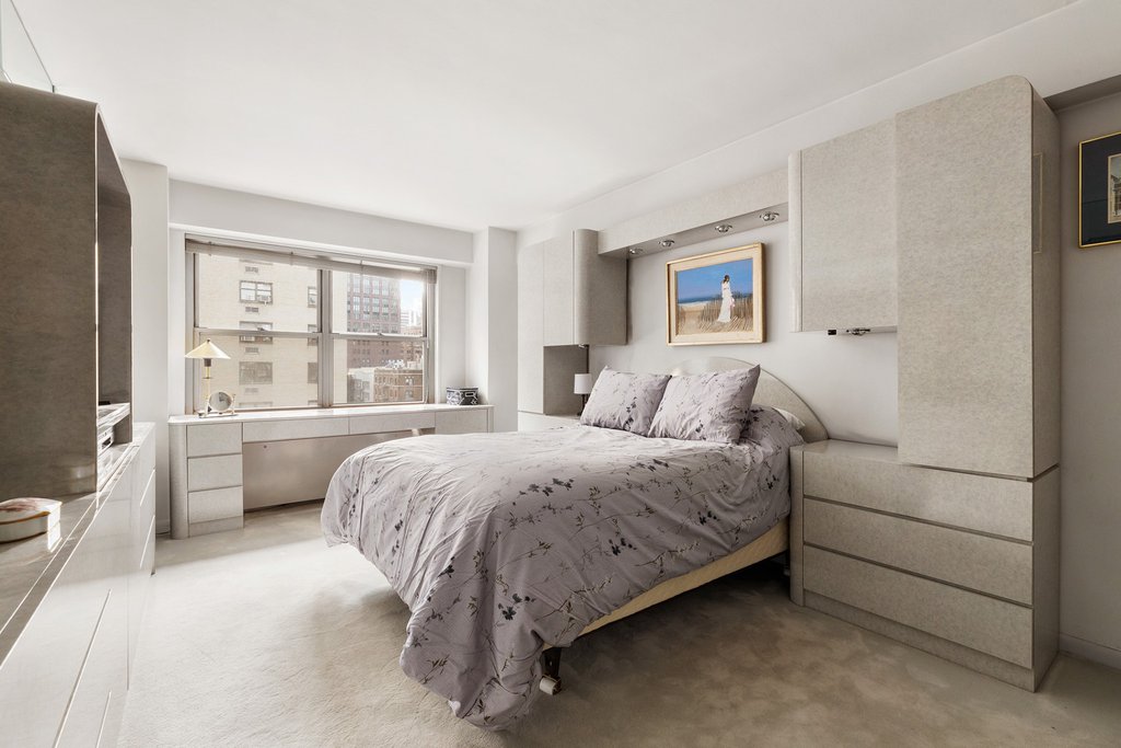 400 East 56th Street, Unit 6B photo 6