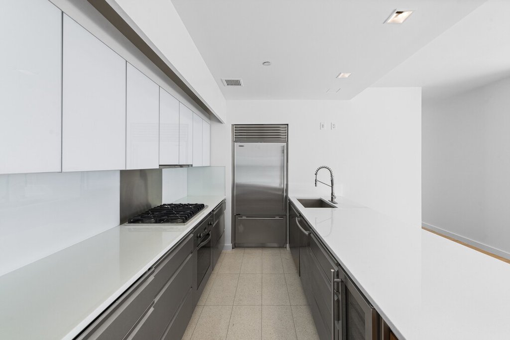 447 West 18th Street, Unit 4C photo 3