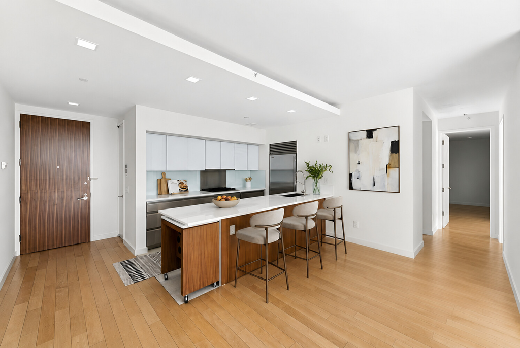 447 West 18th Street, Unit 4C photo 2
