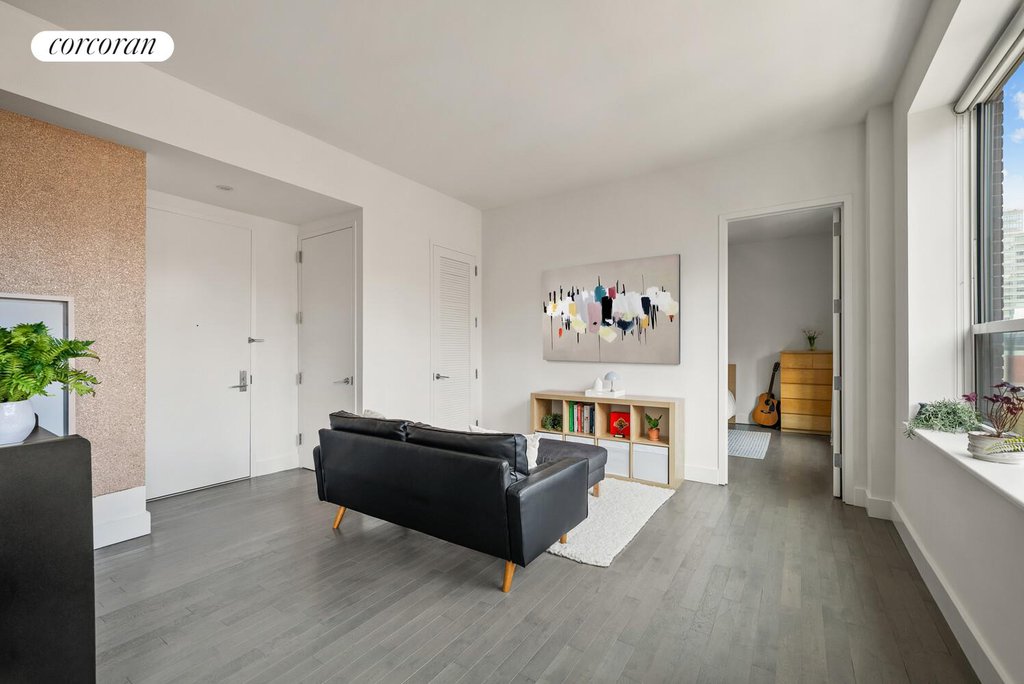 416 West 52nd Street, Unit 600 photo 2