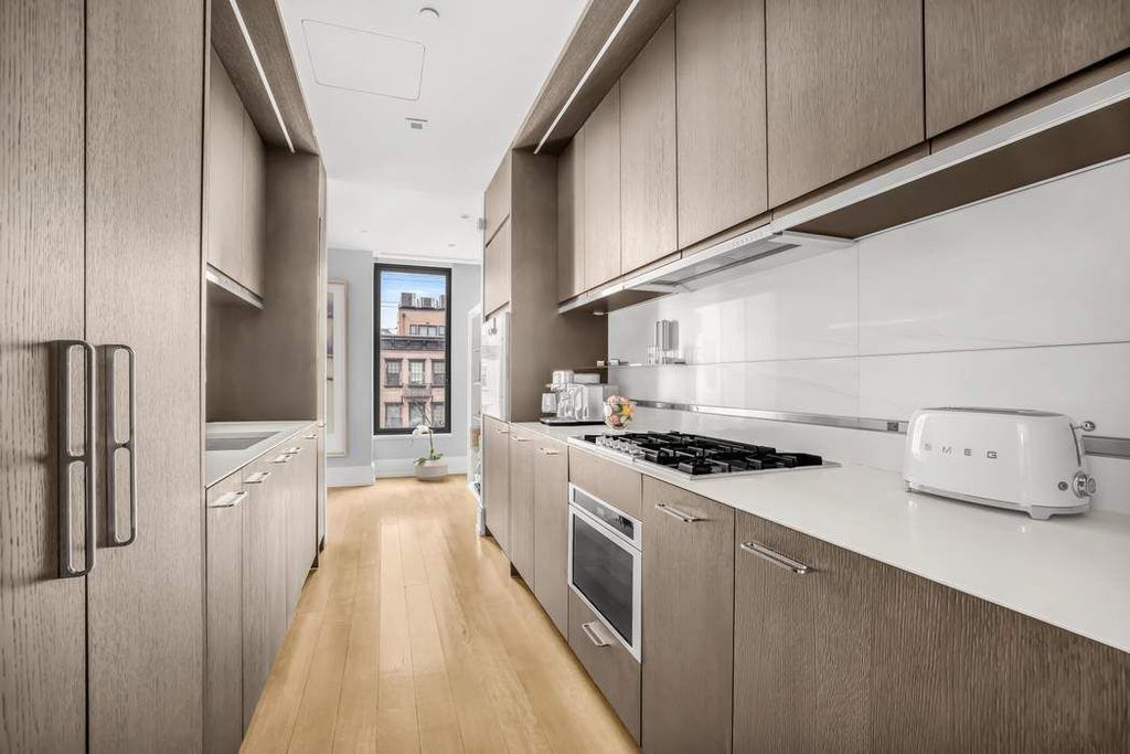 301 East 50th Street, Unit 3B photo 4