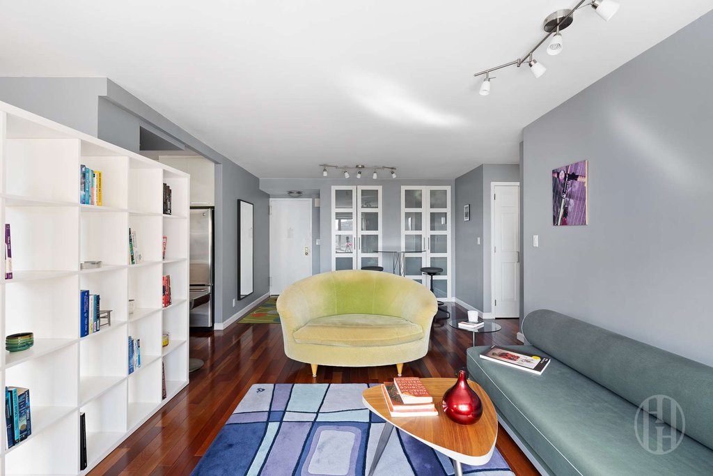 137 East 36th Street, Unit 20C photo 3