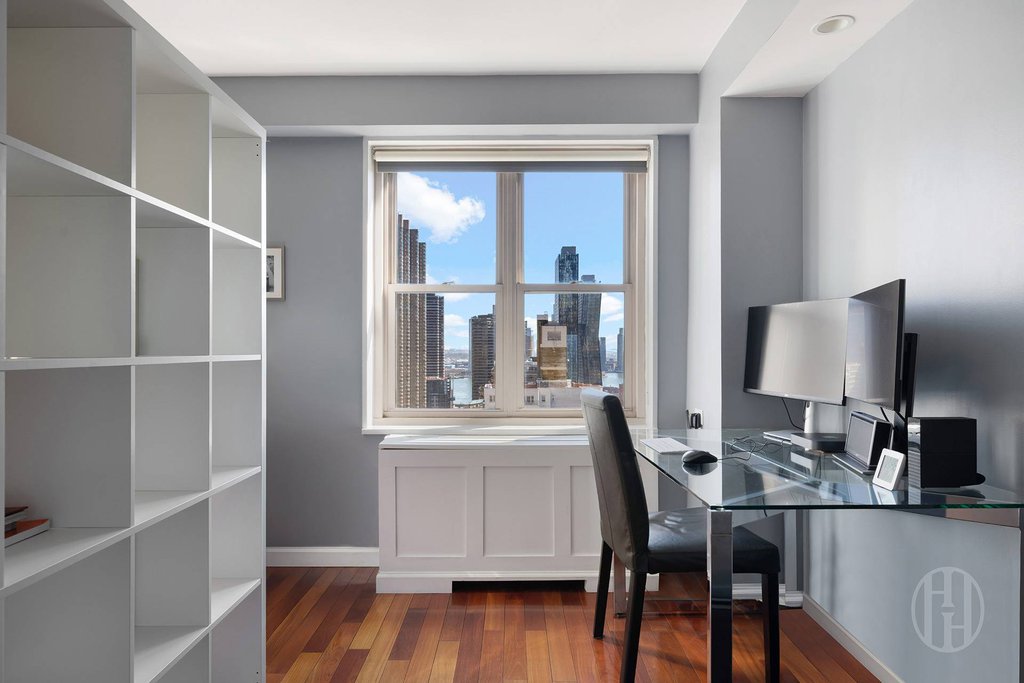 137 East 36th Street, Unit 20C photo 4