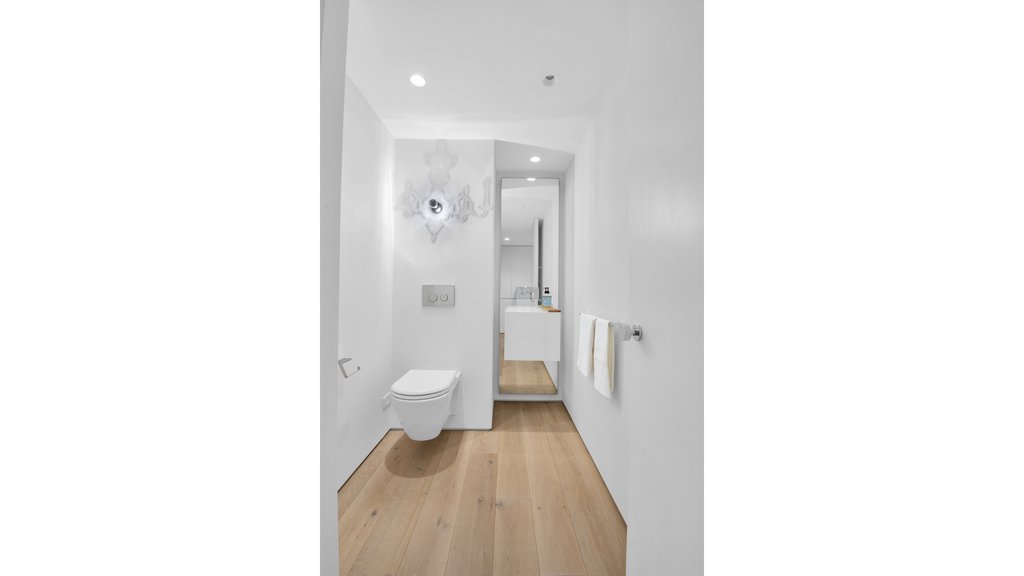 923 Fifth Avenue, Unit 2C photo 8