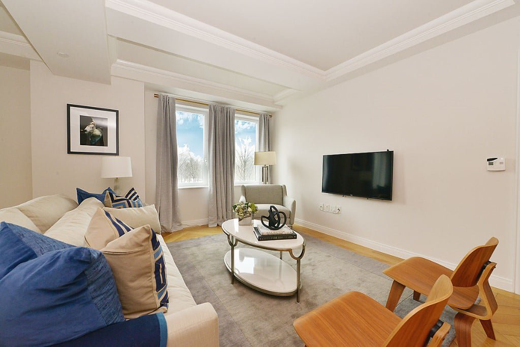 160 Central Park South, Unit 404