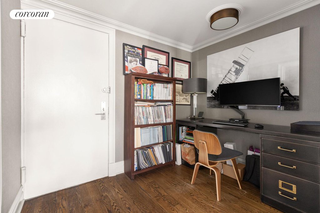 201 East 21st Street, Unit 16C photo 9