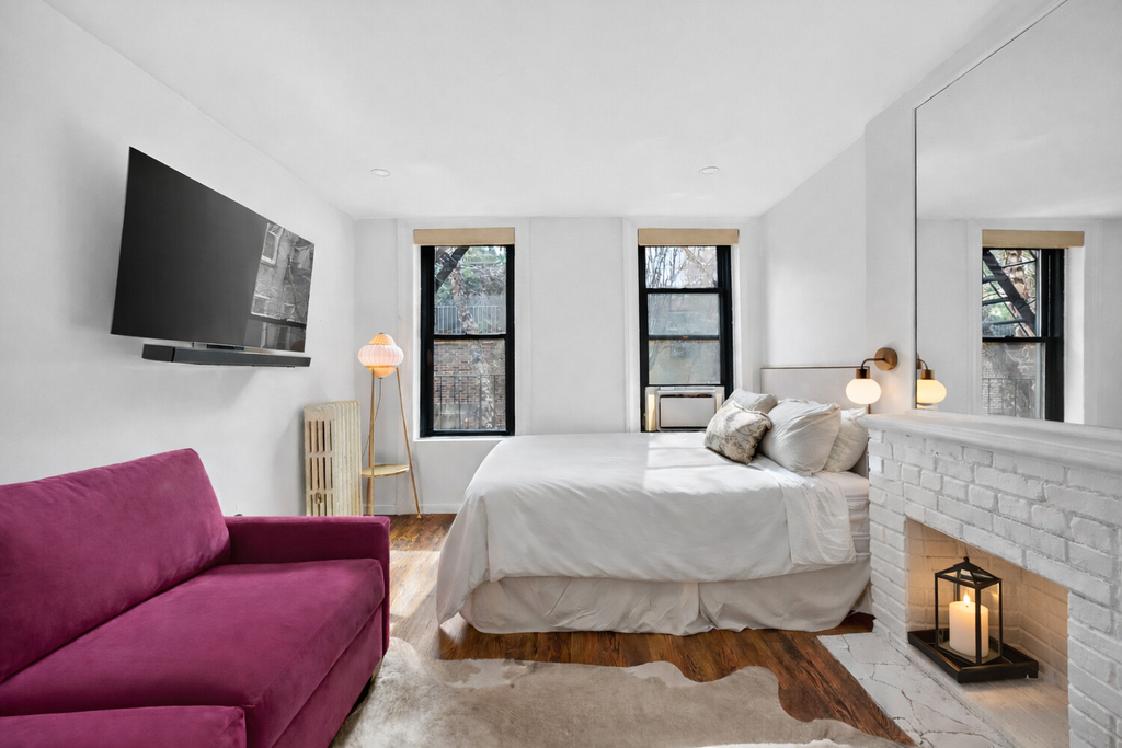 88 Horatio Street, Unit 3C