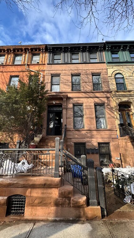 613 Jefferson Avenue, Unit 1