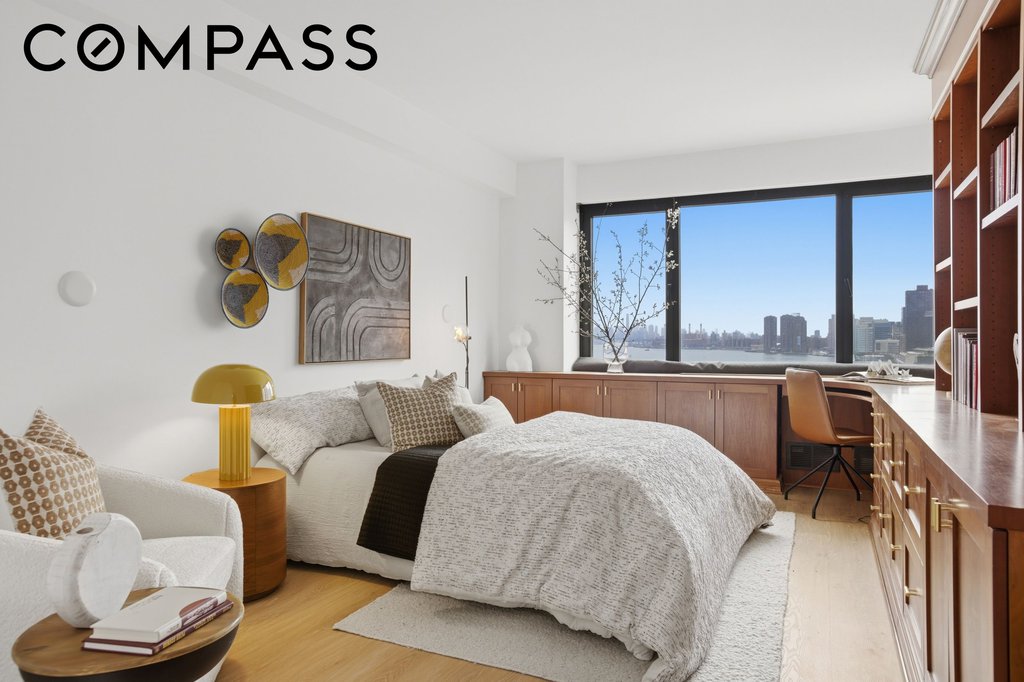 45 Sutton Place South, Unit 12L photo 12