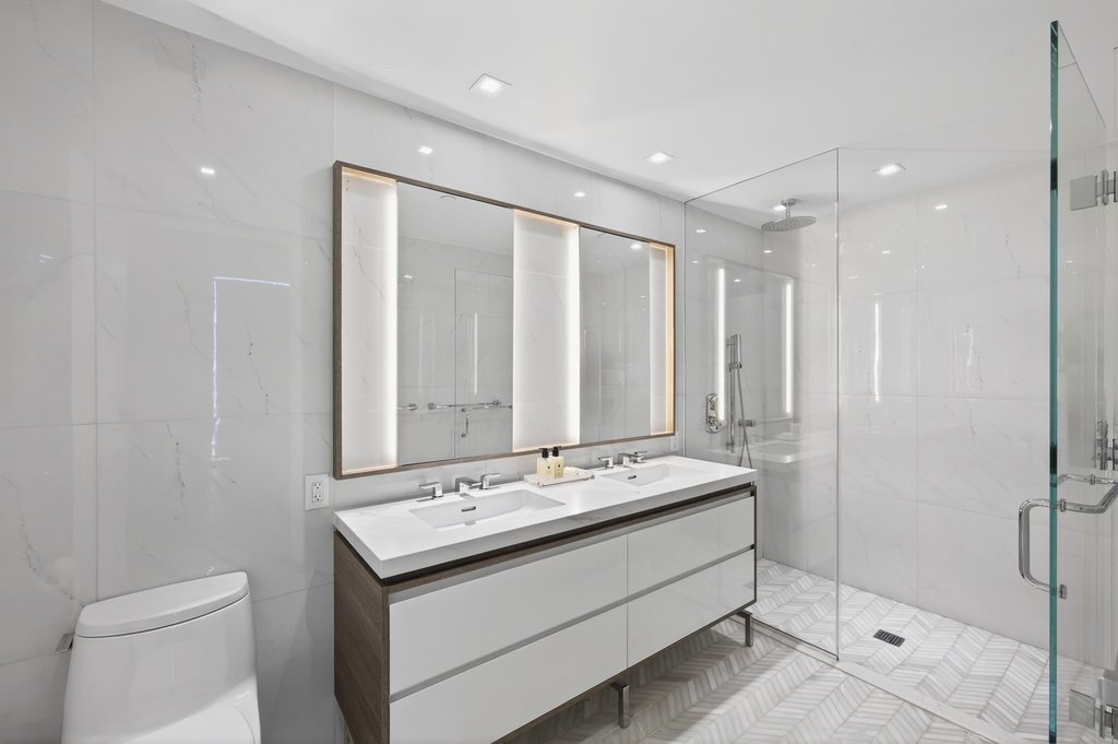 505 West 43rd Street, Unit 14A photo 10
