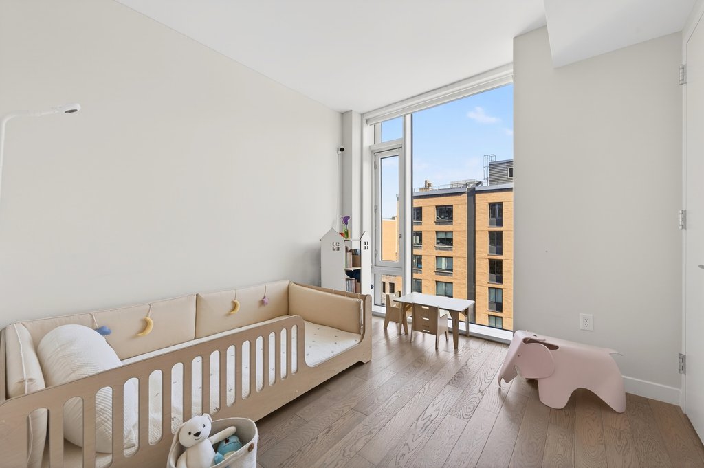 505 West 43rd Street, Unit 14A photo 11