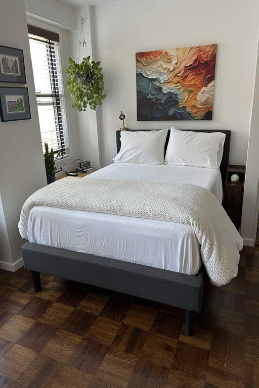 245 East 24th Street, Unit 6B photo 4