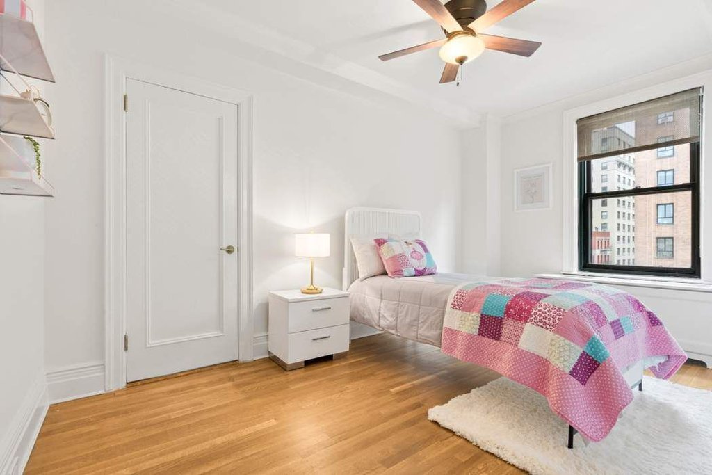 755 West End Avenue, Unit 8A photo 10